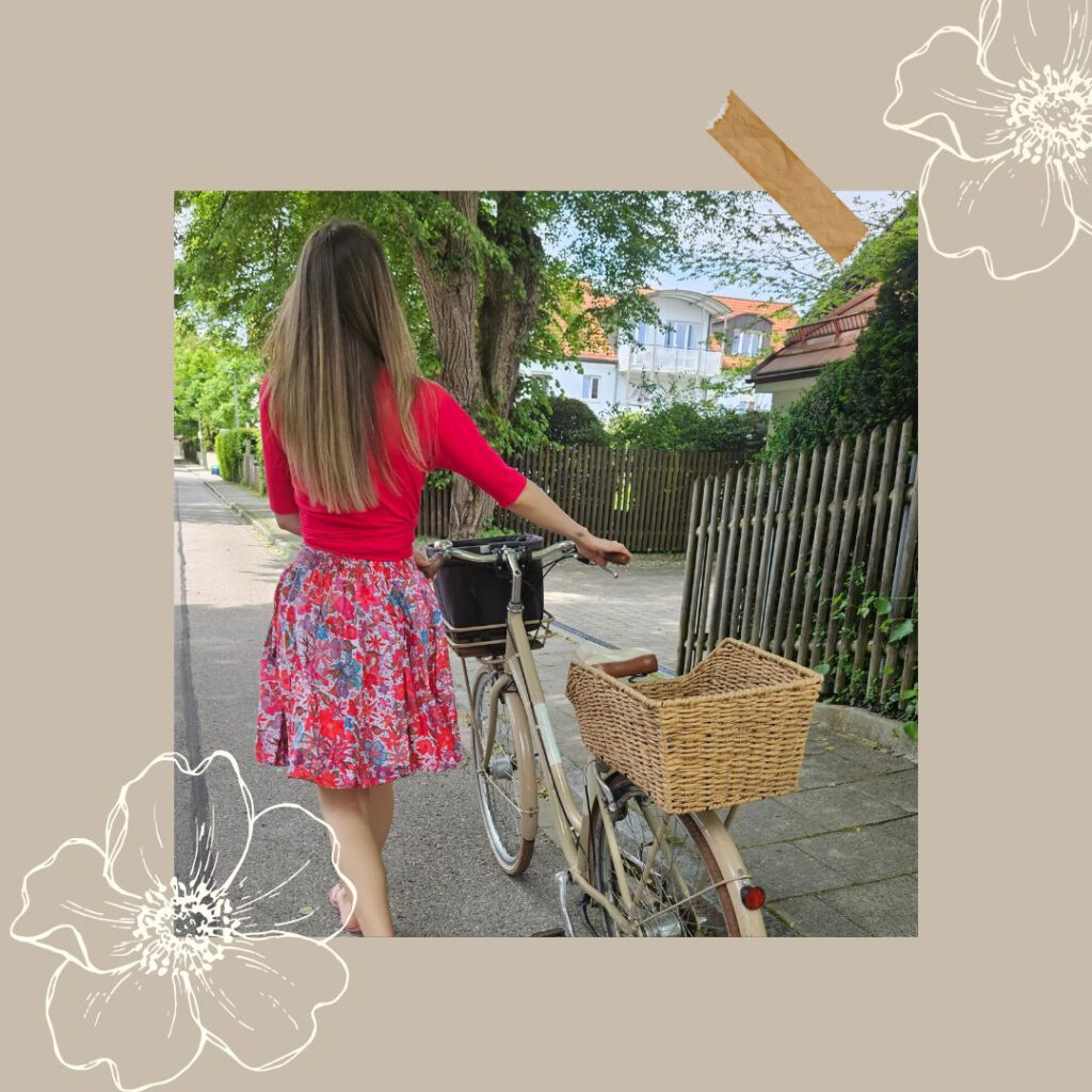 Kurzer weiter Rock in rot ideal für das Fahrradfahren
